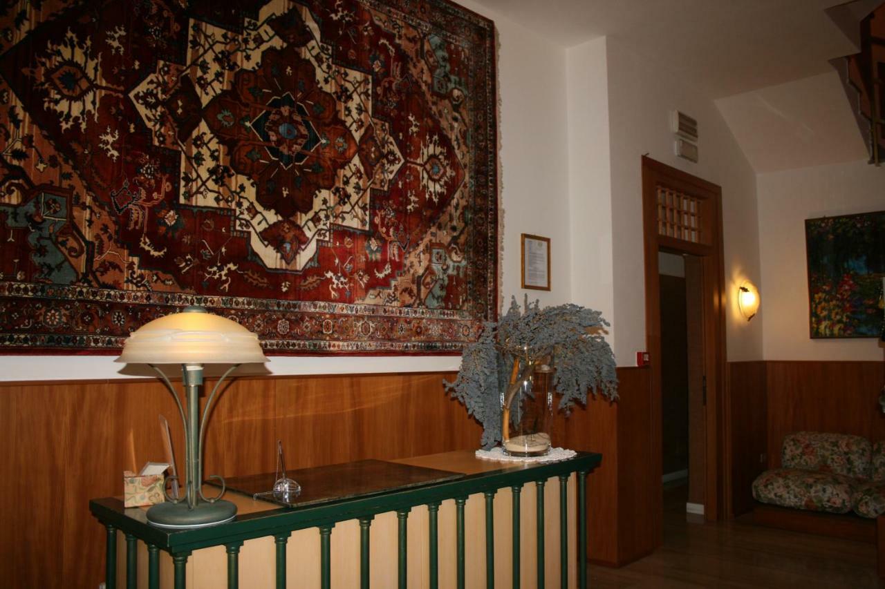 Albergo Nardini Lentate sul Seveso 外观 照片